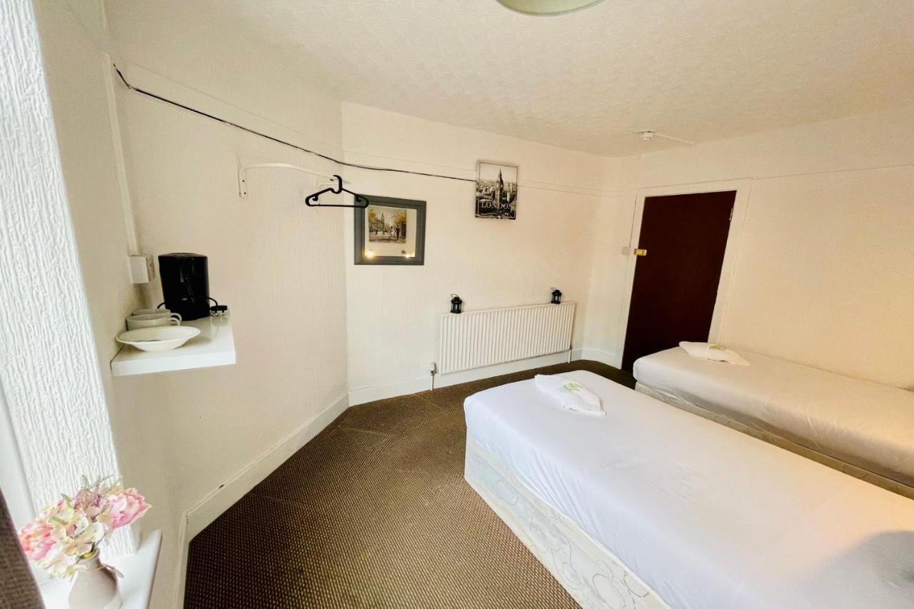 Oyo The Sun Hotel Skegness Bagian luar foto